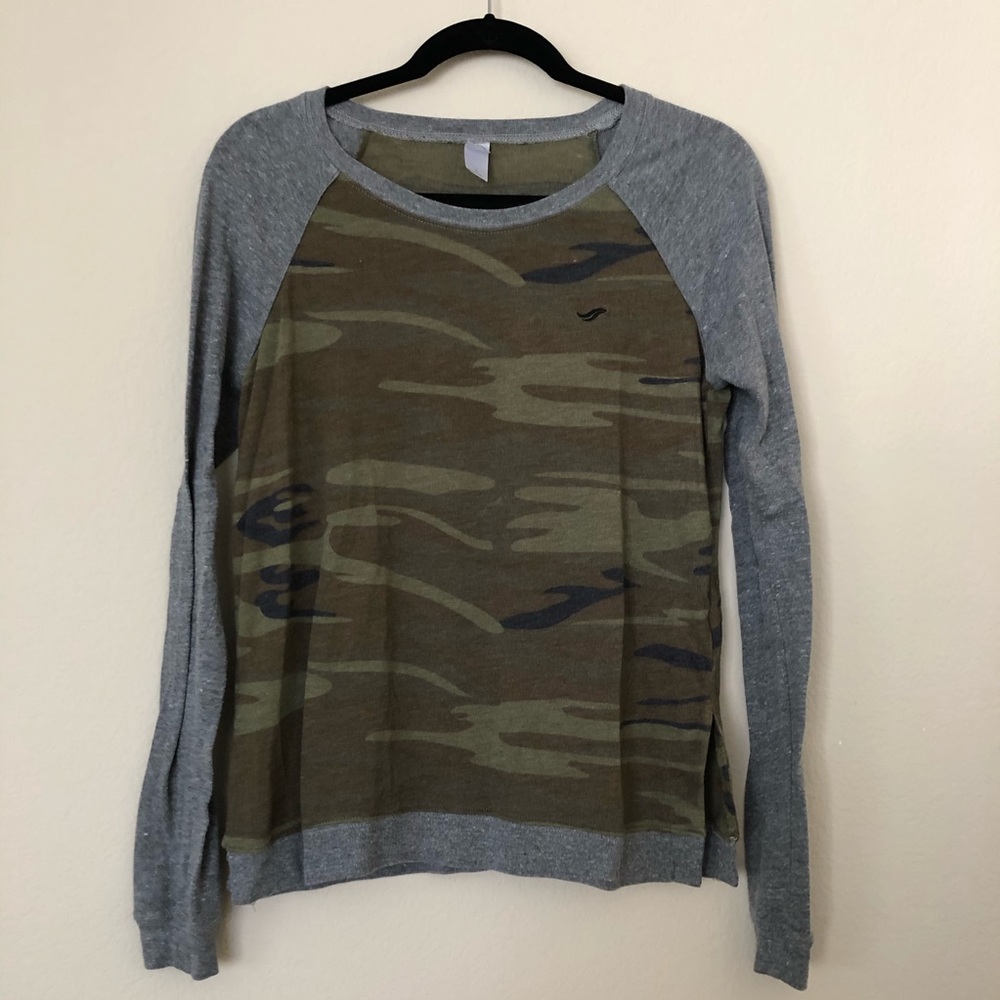 Camo long sleeve pullover - Baseball sleeve
